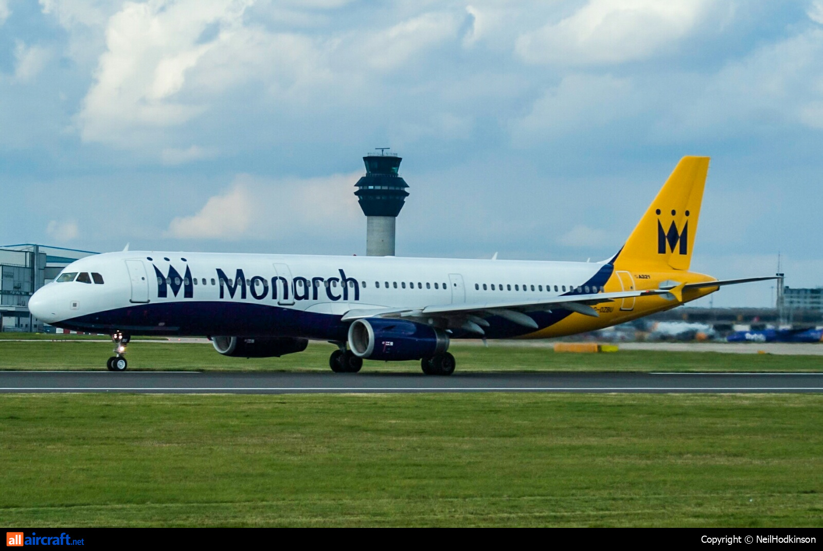 G-OZBU · Airbus A321-231 · (MAN / EGCC)