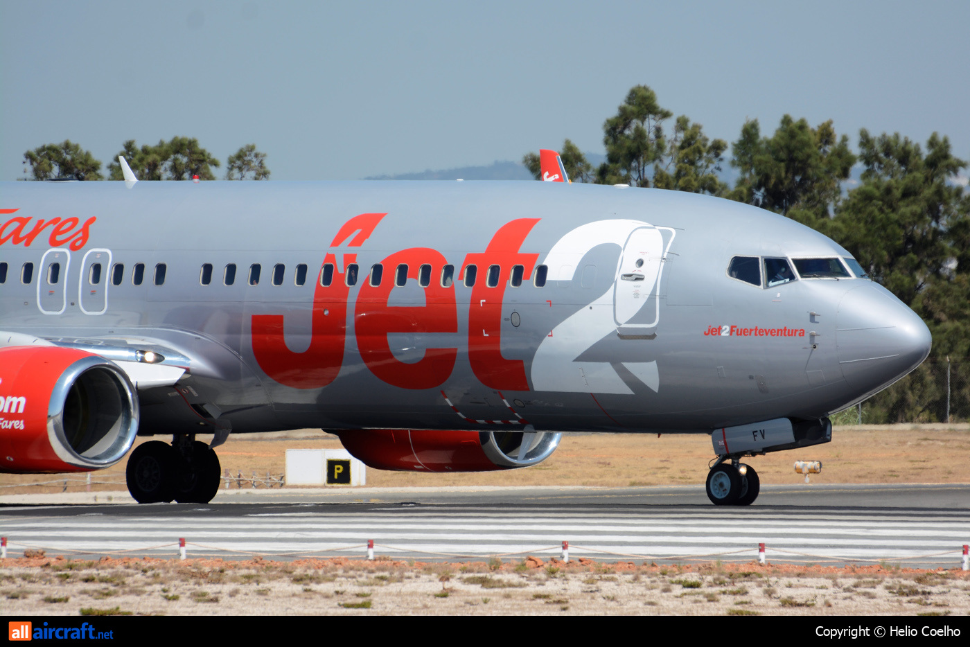 G-GDFV · Boeing 737-85F(WL) · (FAO / LPFR)