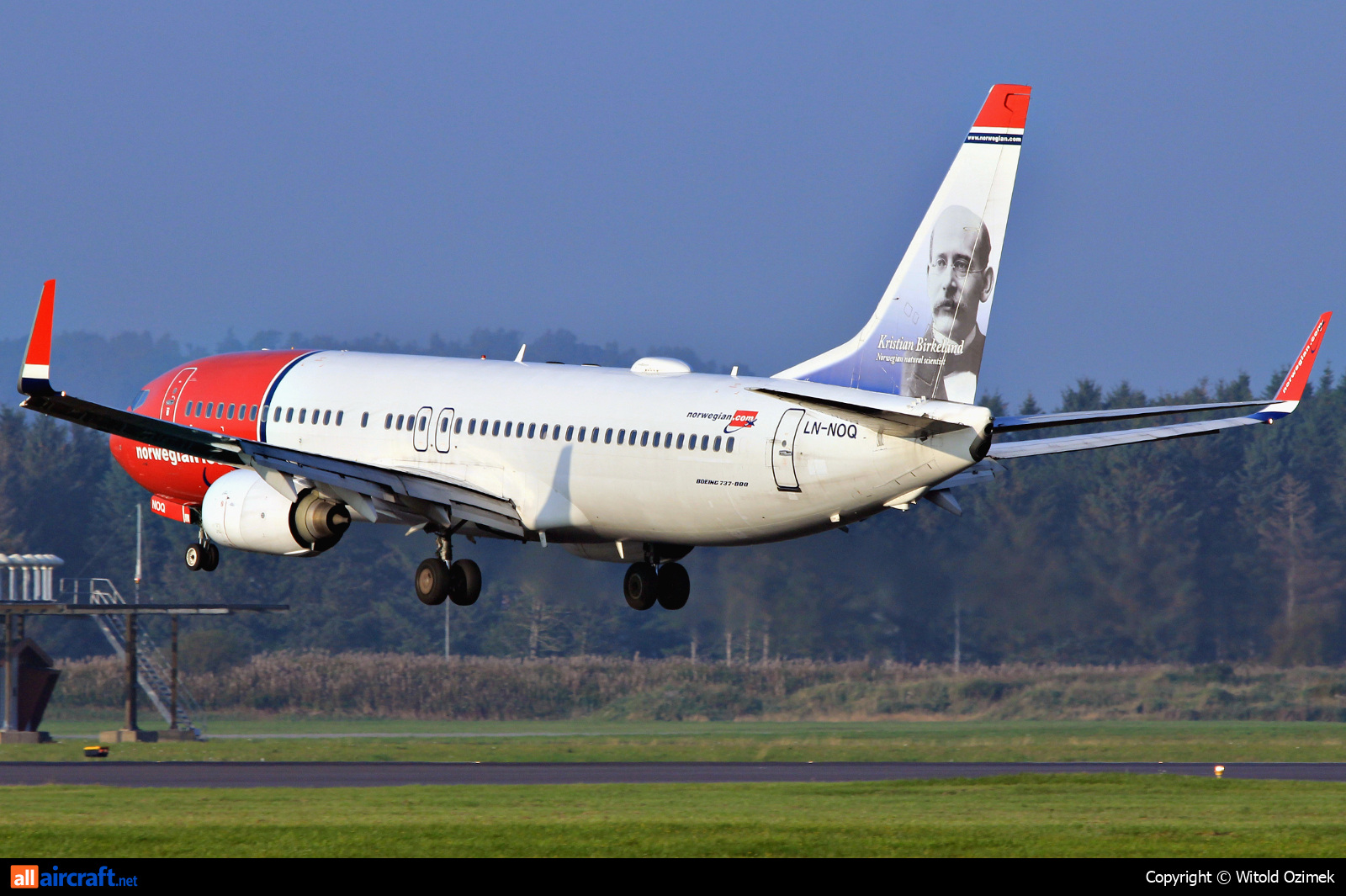 LN-NOQ · Boeing 737-86N(WL) · (SVG / ENZV)
