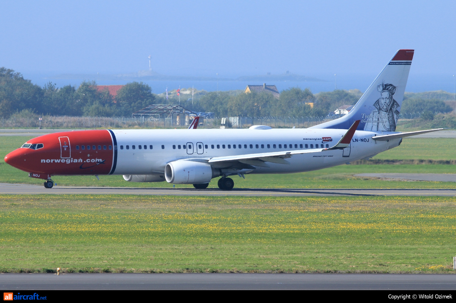 LN-NOJ · Boeing 737-86N(WL) · (SVG / ENZV)
