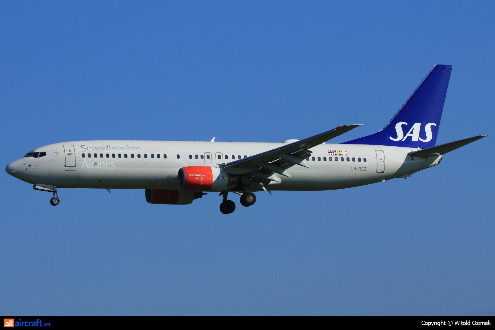 LN-RCZ · Boeing 737-883 · (SVG / ENZV)