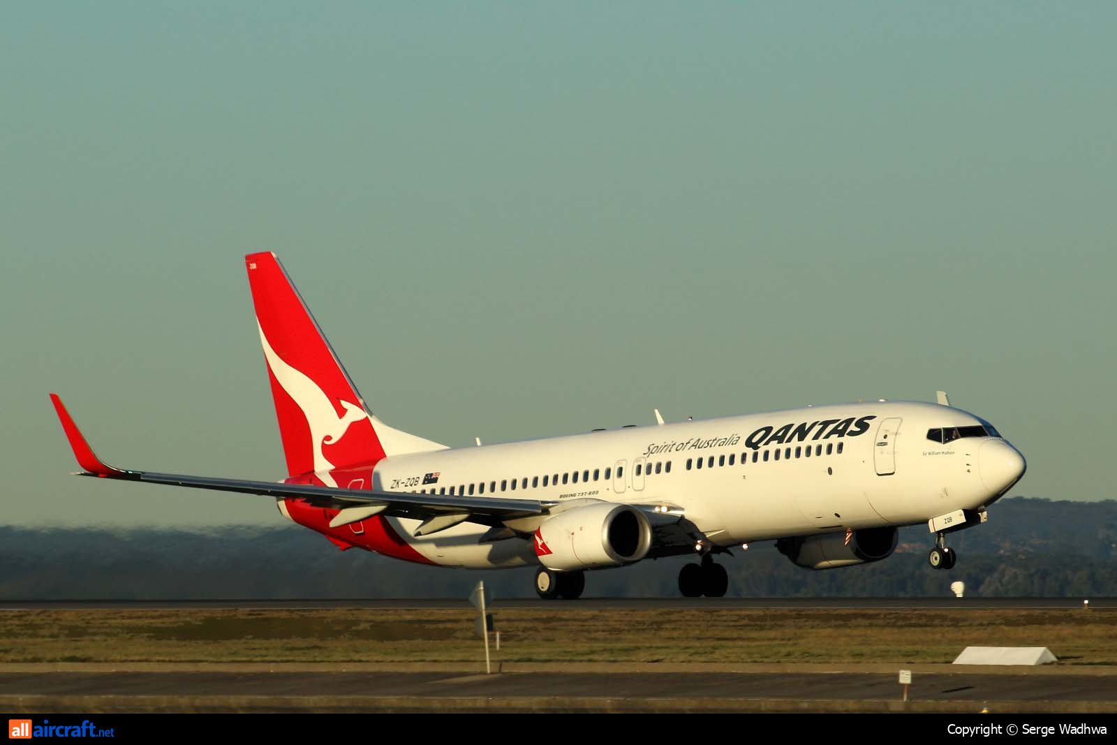 ZK-ZQB · Boeing 737-838(WL) · (SYD / YSSY)