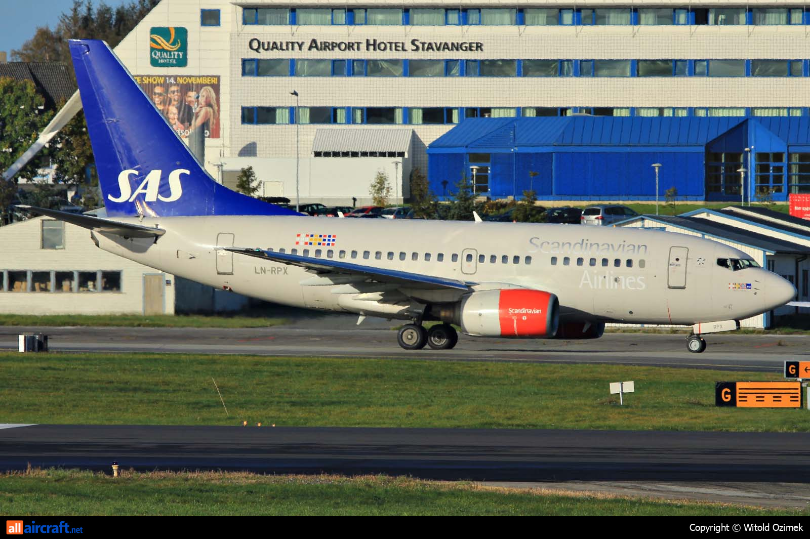 LN-RPX · Boeing 737-683 · (SVG / ENZV)