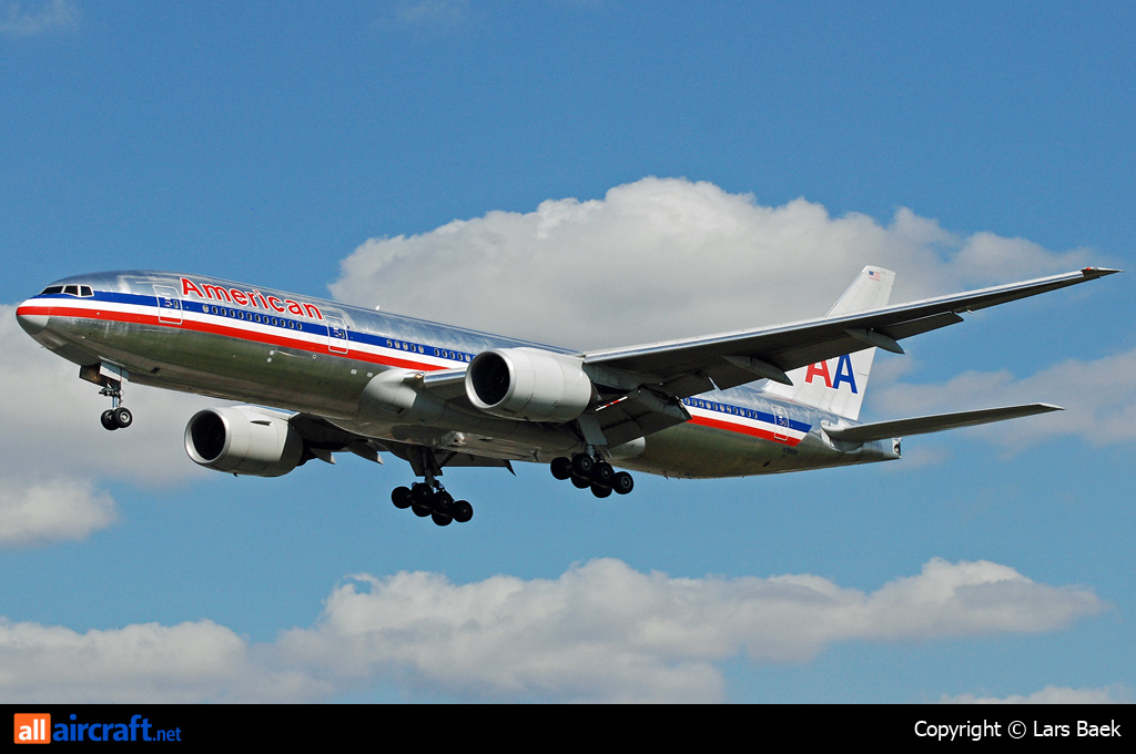 N789AN · Boeing 777-223/ER · (LHR / EGLL)