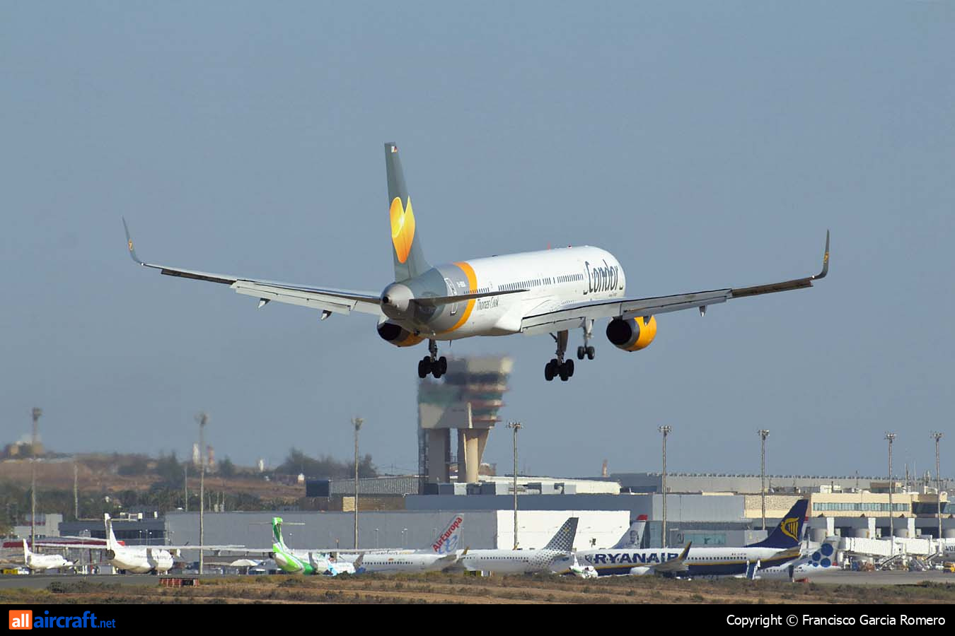 D-ABOI · Boeing 757-330(WL) · (LPA / GCLP)