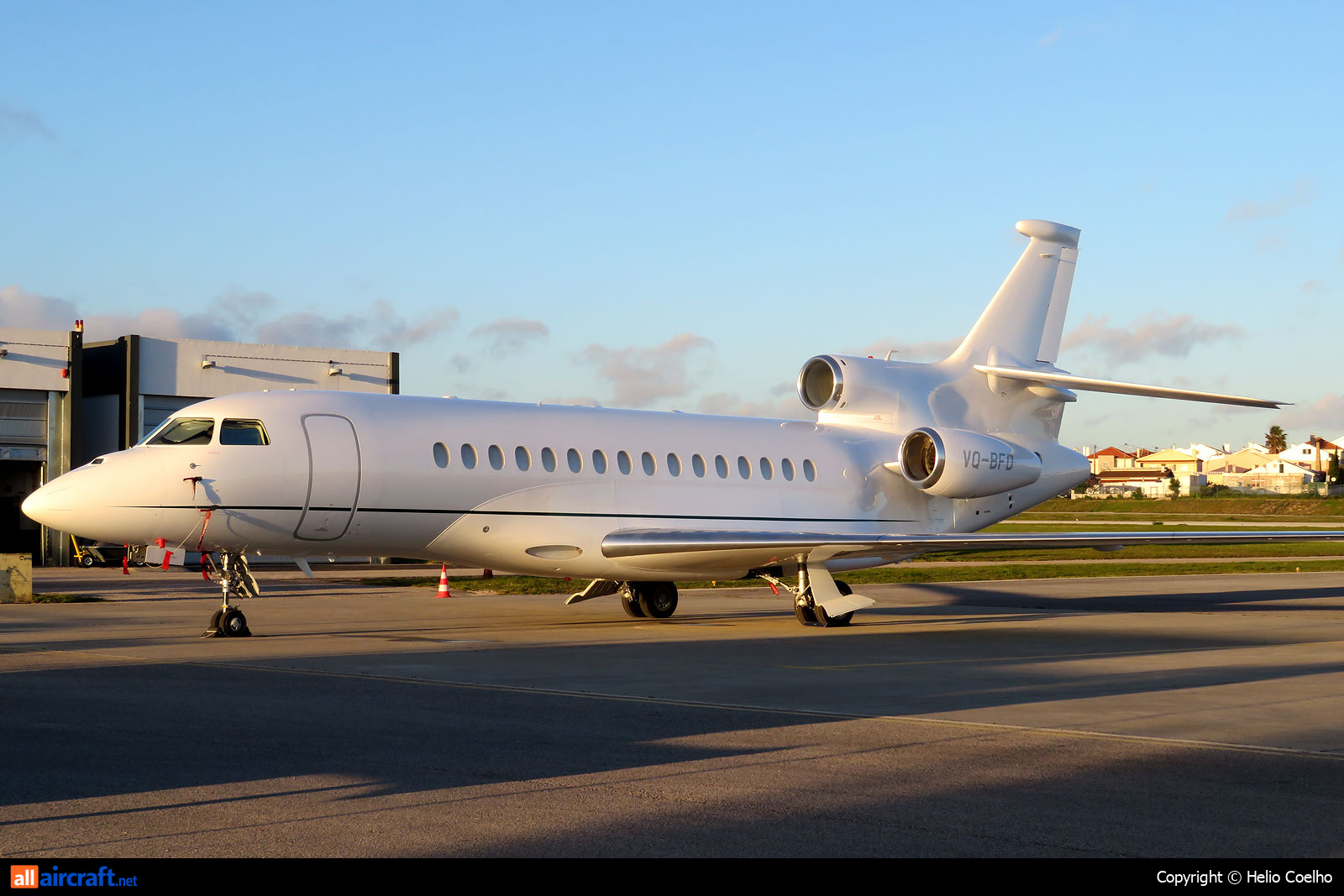 VQ-BFD · Dassault Falcon 8X · (LPCS)