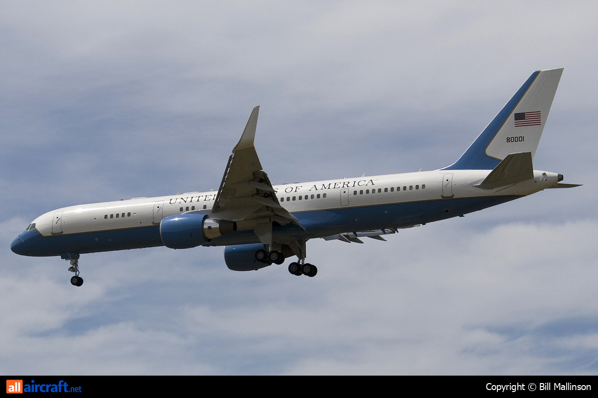 98-0001 · Boeing C-32A (757-2G4(WL)) · (CHC/NZCH)