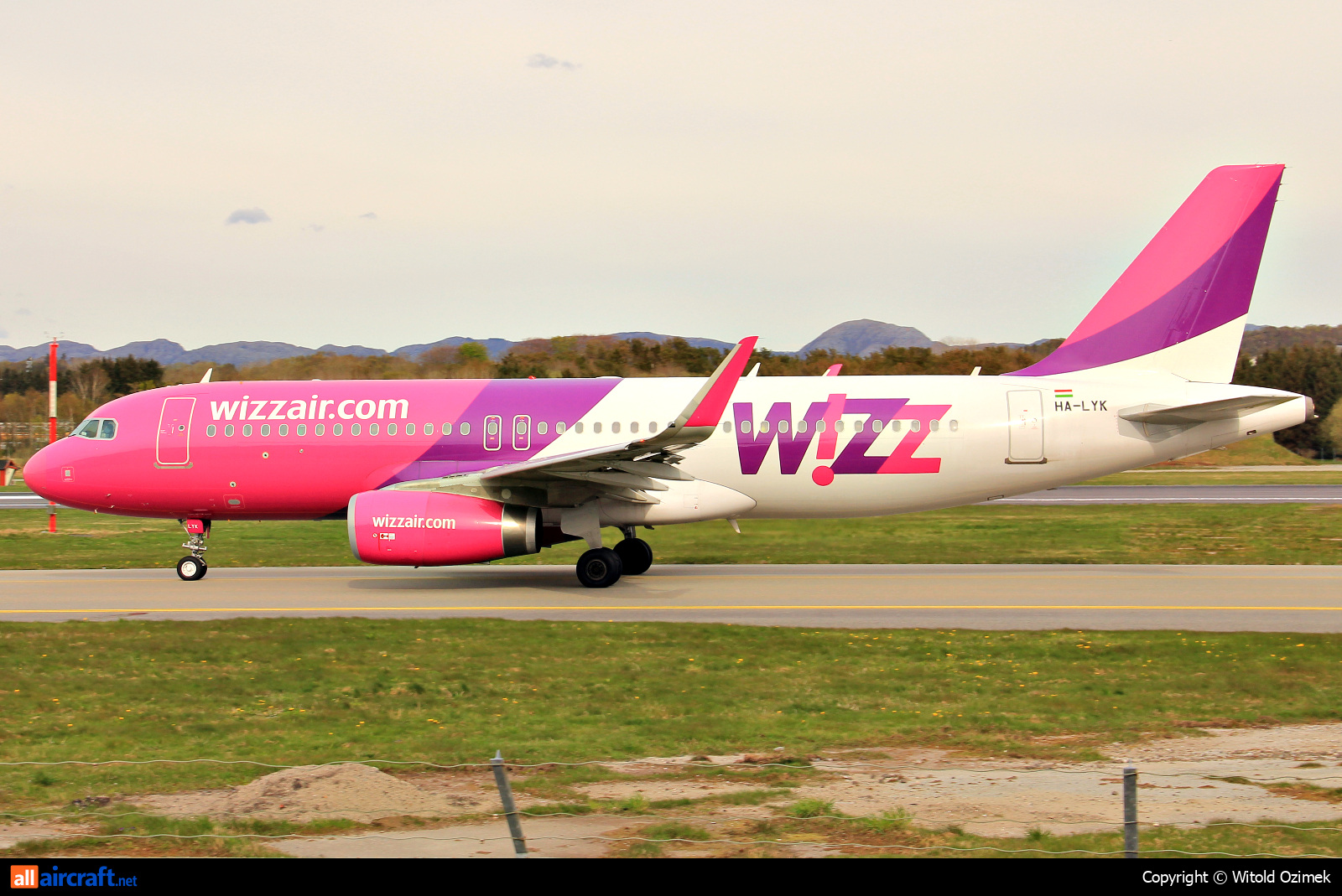HA-LYK · Airbus A320-232(WL) · (SVG / ENZV)