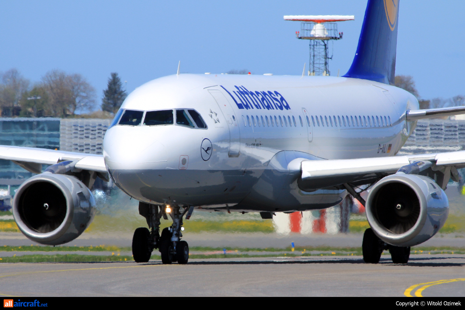 D-AILI · Airbus A319-114 · (SVG / ENZV)