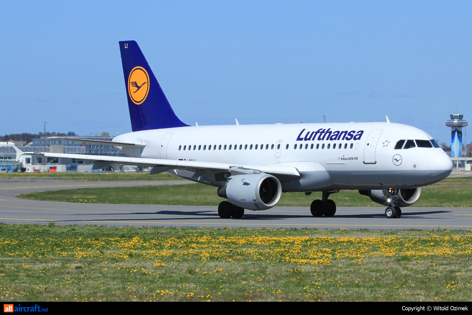 D-AILI · Airbus A319-114 · (SVG / ENZV)