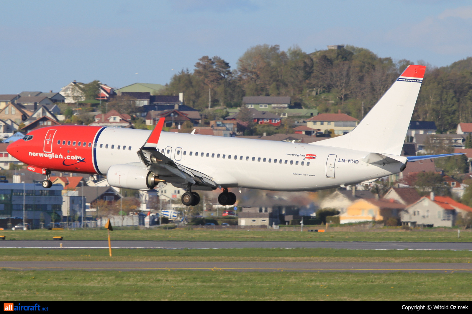LN-NHD · Boeing 737-8JP · (SVG / ENZV)