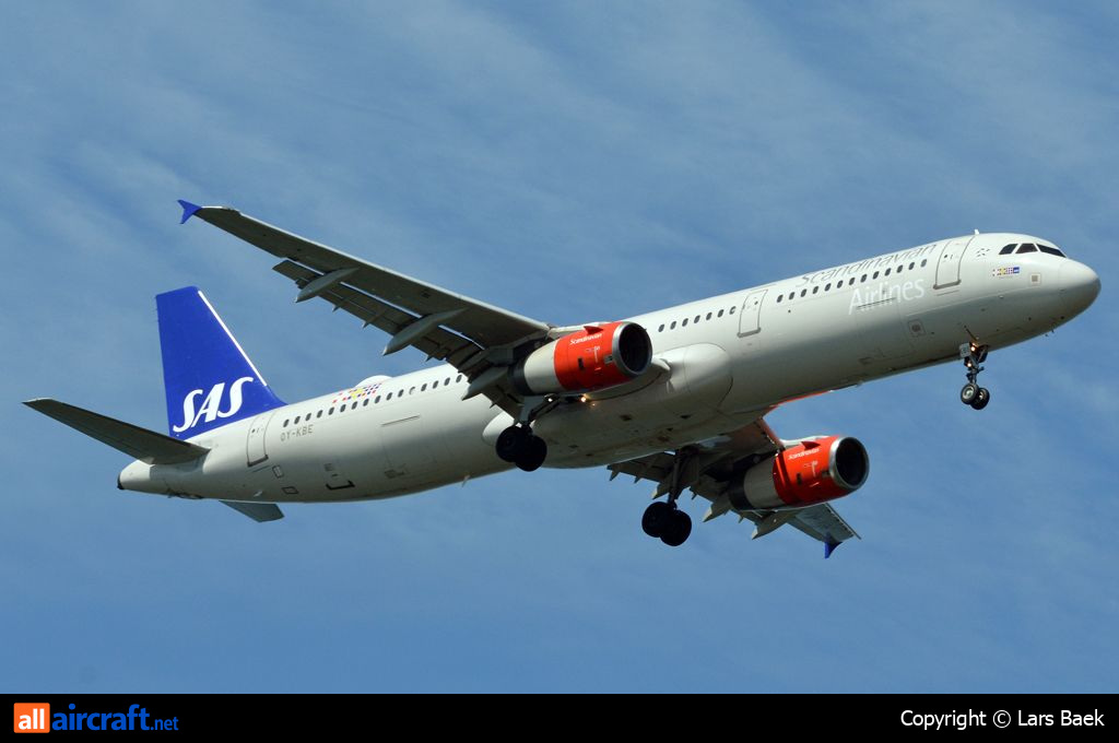 OY-KBE · Airbus A321-232 · (CPH / EKCH)