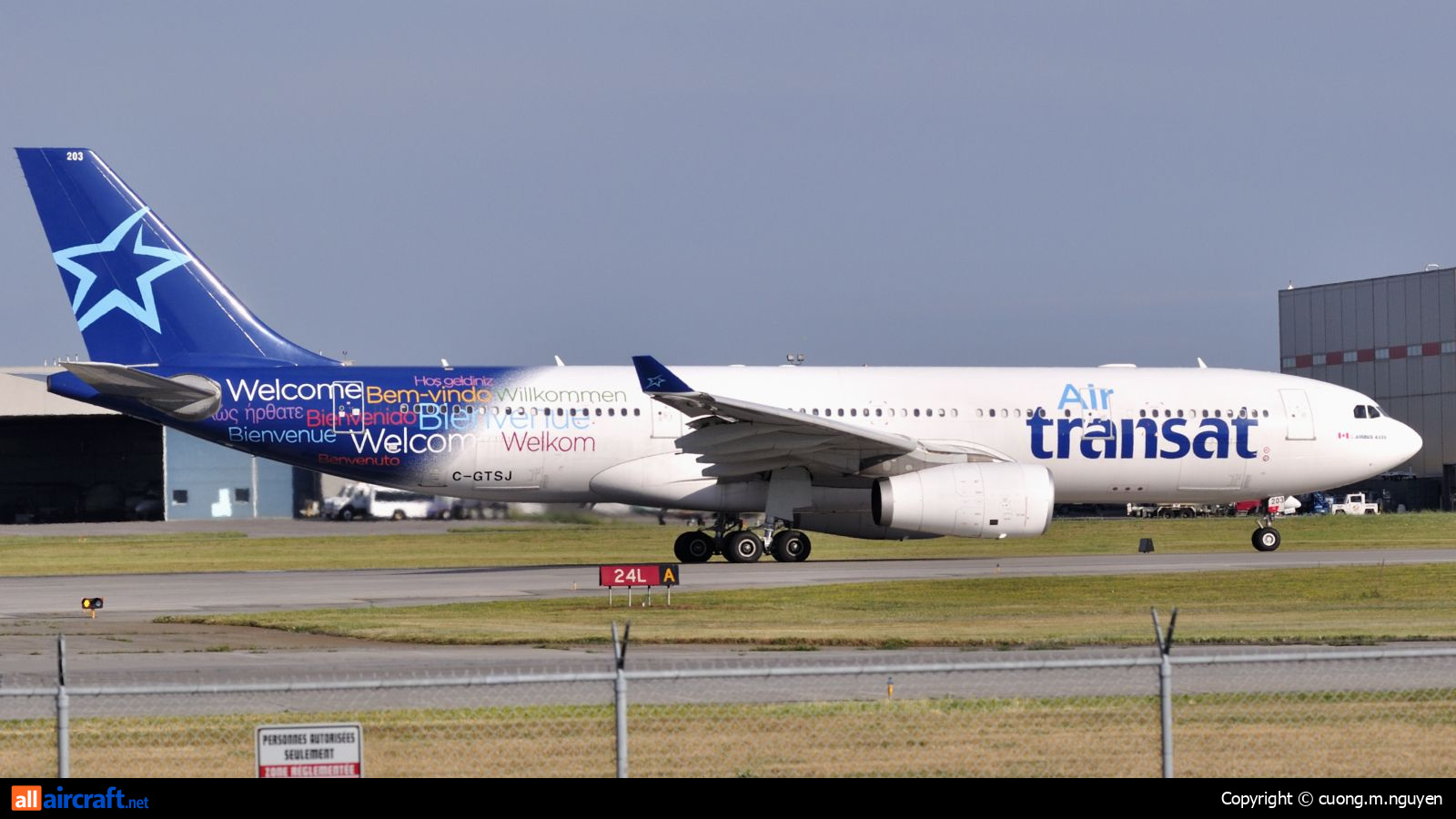 C-GTSJ · Airbus A330-243 · (YUL / CYUL)