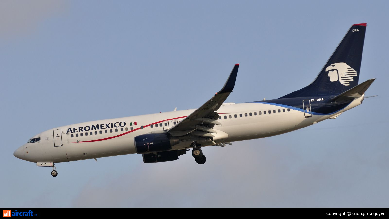 EI-DRA · Boeing 737-852 · (YUL / CYUL)