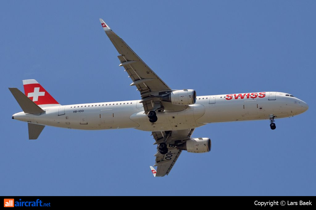 HB-IOO · Airbus A321-212(WL) · (CPH / EKCH)