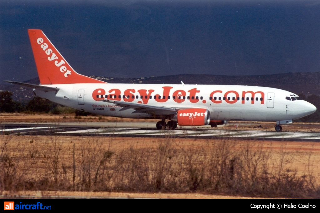 G-IGOW · Boeing 737-3Y0 · (FAO / LPFR)