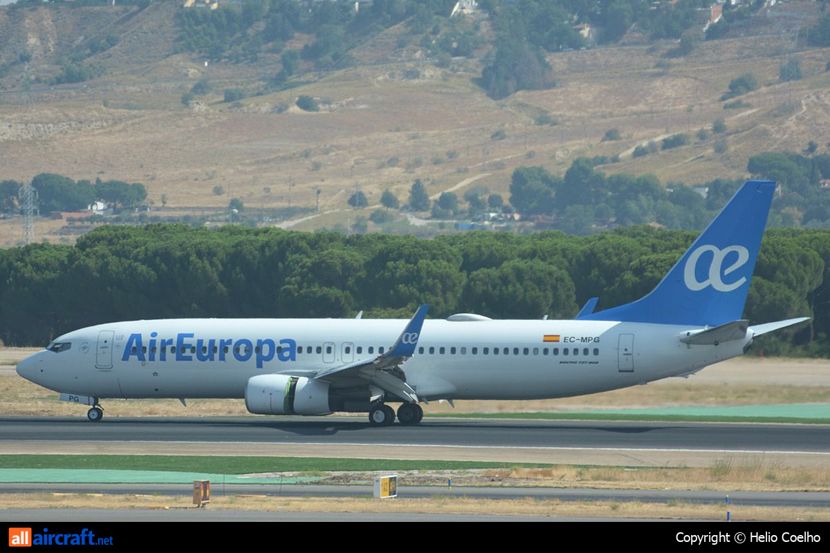 EC-MPG · Boeing 737-85P(WL) · (MAD / LEMD)