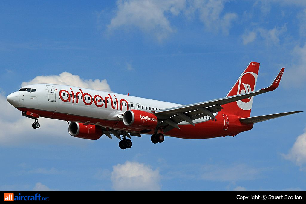 D-ABMQ · Boeing 737-86J(WL) · (LHR / EGLL)