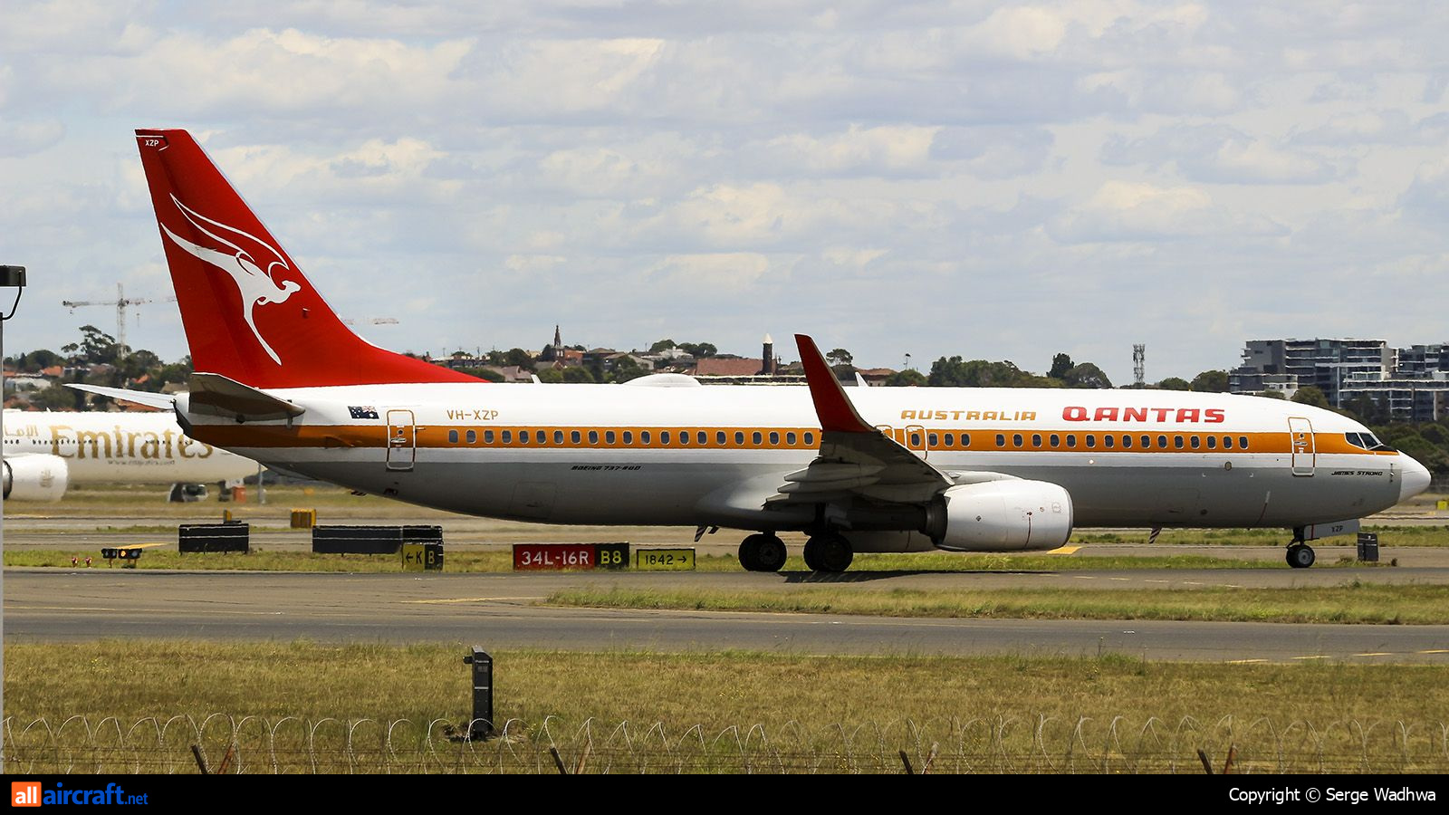 VH-XZP · Boeing 737-838(WL) · (SYD / YSSY)