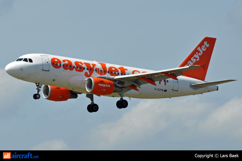 G-EZFN · Airbus A319-111 · (CPH / EKCH)