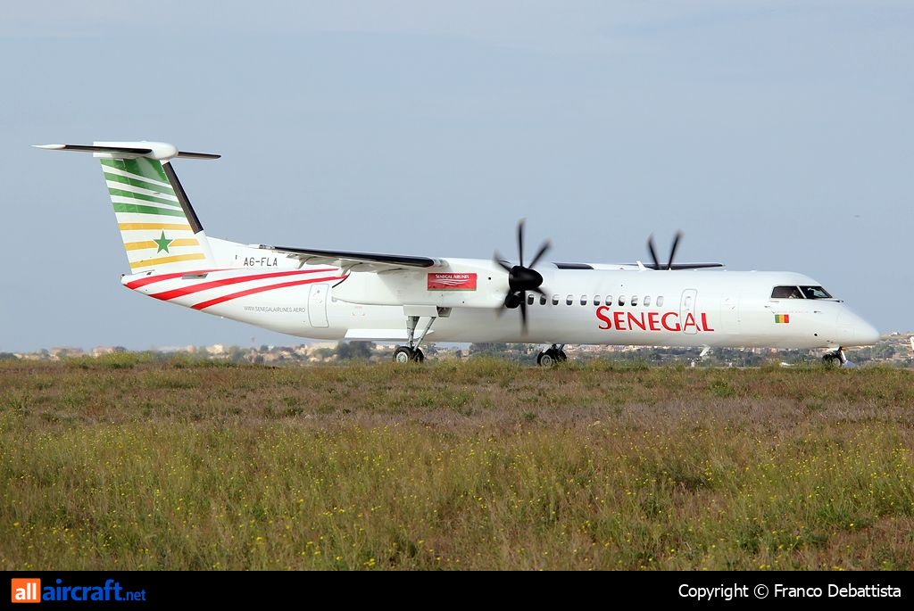 A6-FLA · Bombardier Dash 8-Q402 · (MLA / LMML)