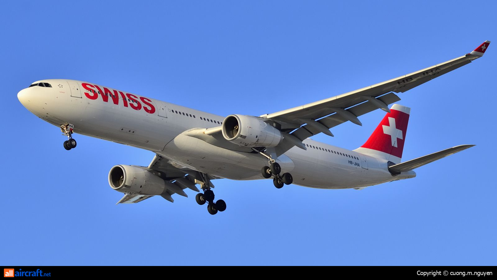 HB-JHA · Airbus A330-343 · (YUL / CYUL)