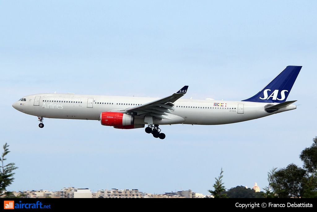 LN-RKM · Airbus A330-343 · (MLA / LMML)