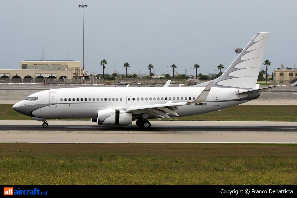 M-URUS · Boeing 737-7GC(BBJ) · (MLA / LMML)