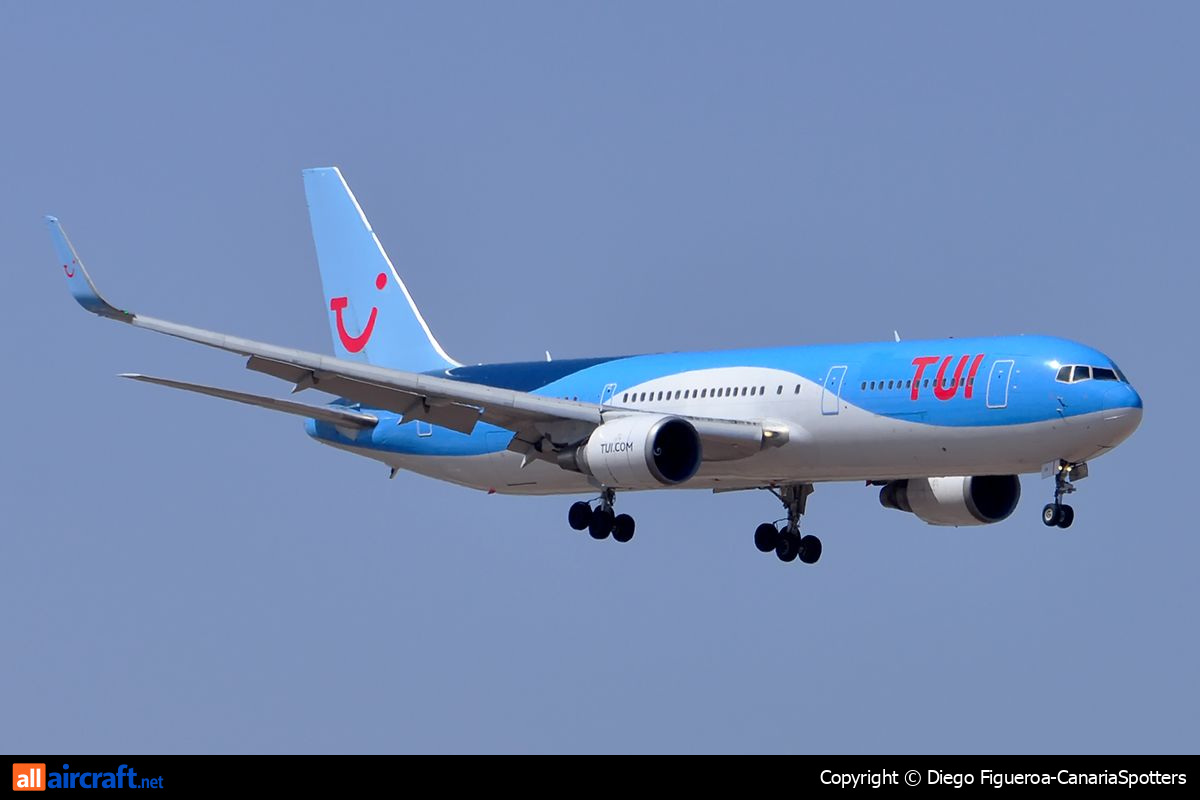 G-OBYF · Boeing 767-304(ER)(WL) · (LPA / GCLP)