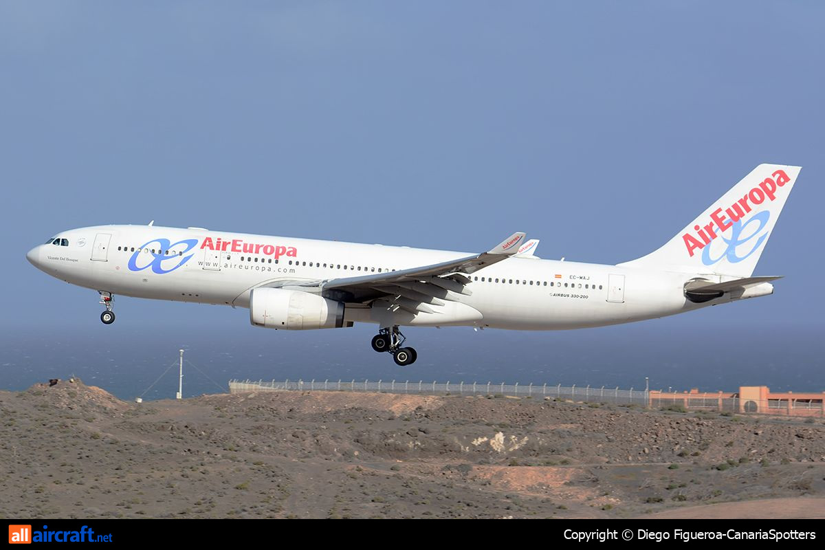 EC-MAJ · Airbus A330-243 · (LPA / GCLP)