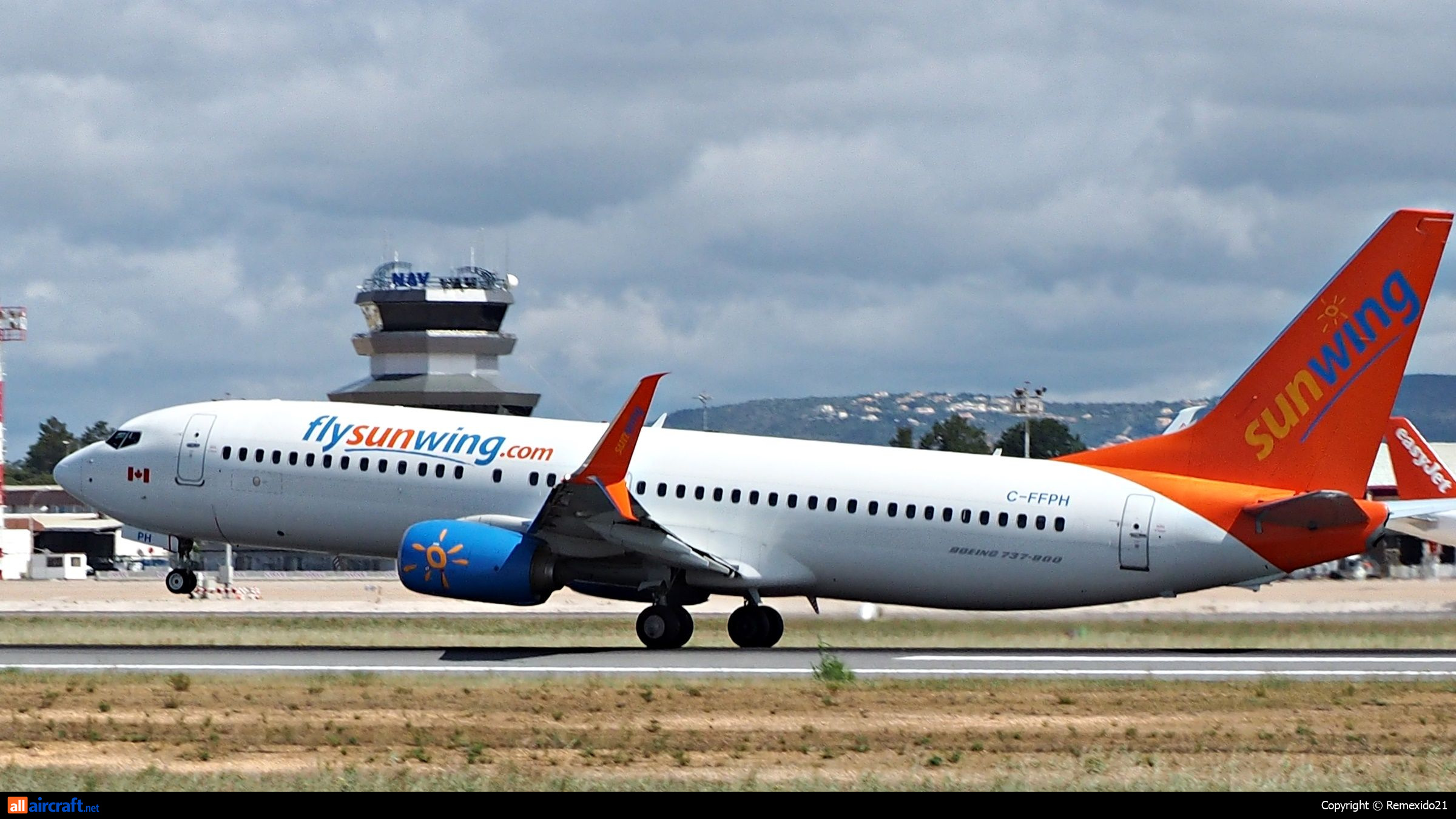 C-FFPH · Boeing 737-81D(WL) · (FAO / (LPFR)