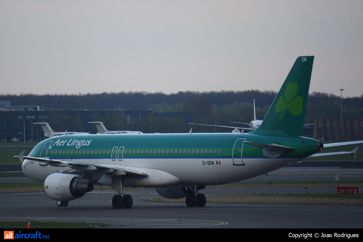 EI-DEM · Airbus A320-214 · (AMS / EHAM)