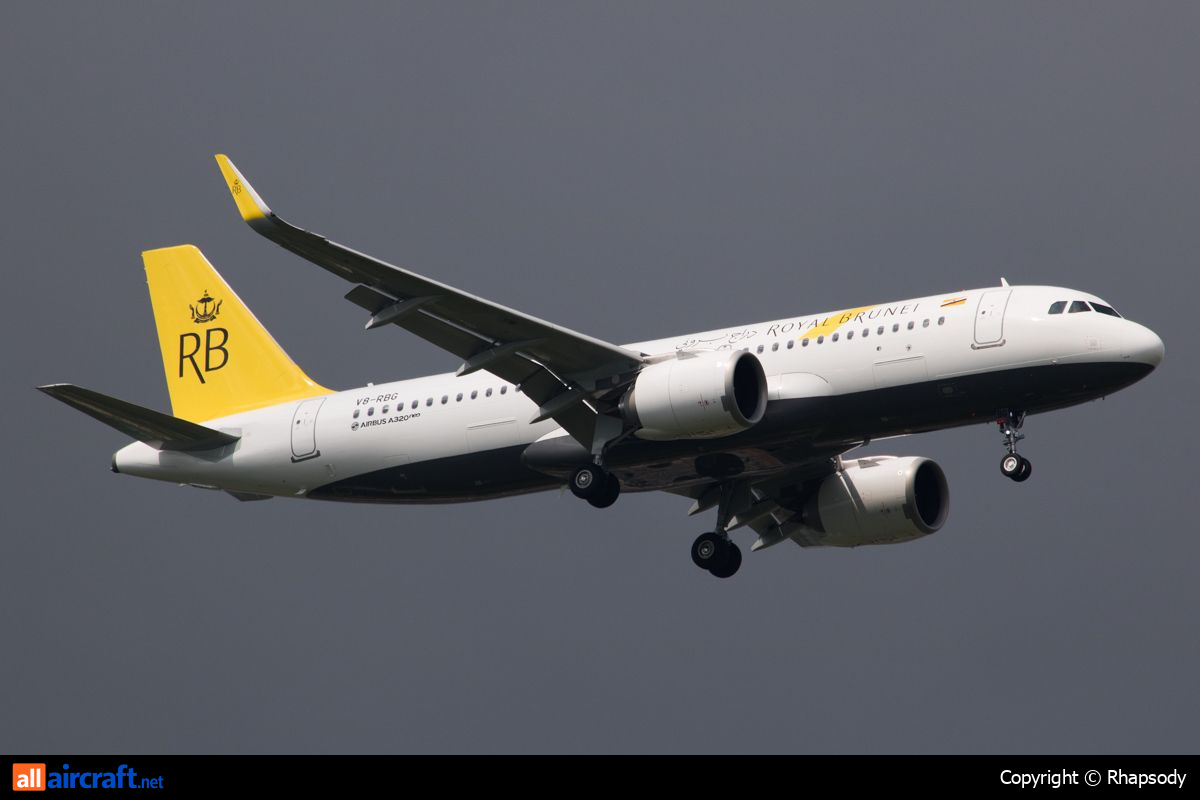 V8-RBG · Airbus A320-251N · (SIN / WSSS)