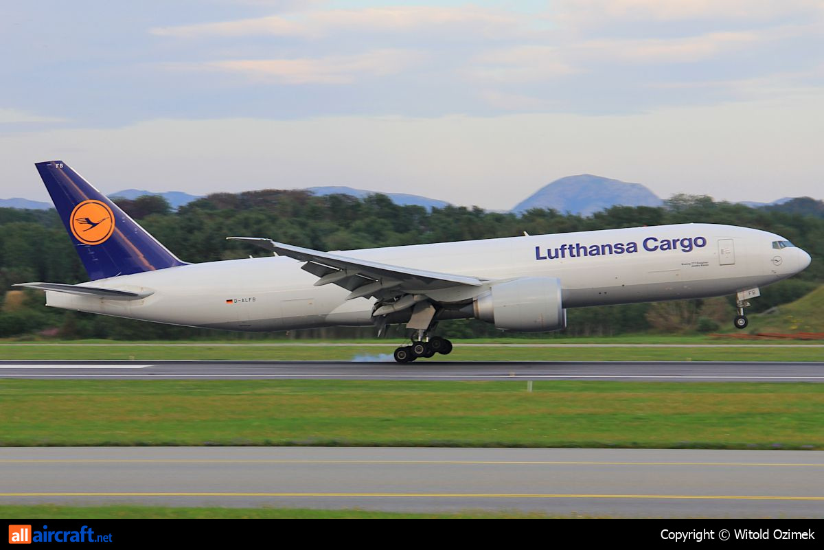 D-ALFB · Boeing 777-FBT · (SVG / ENZV)