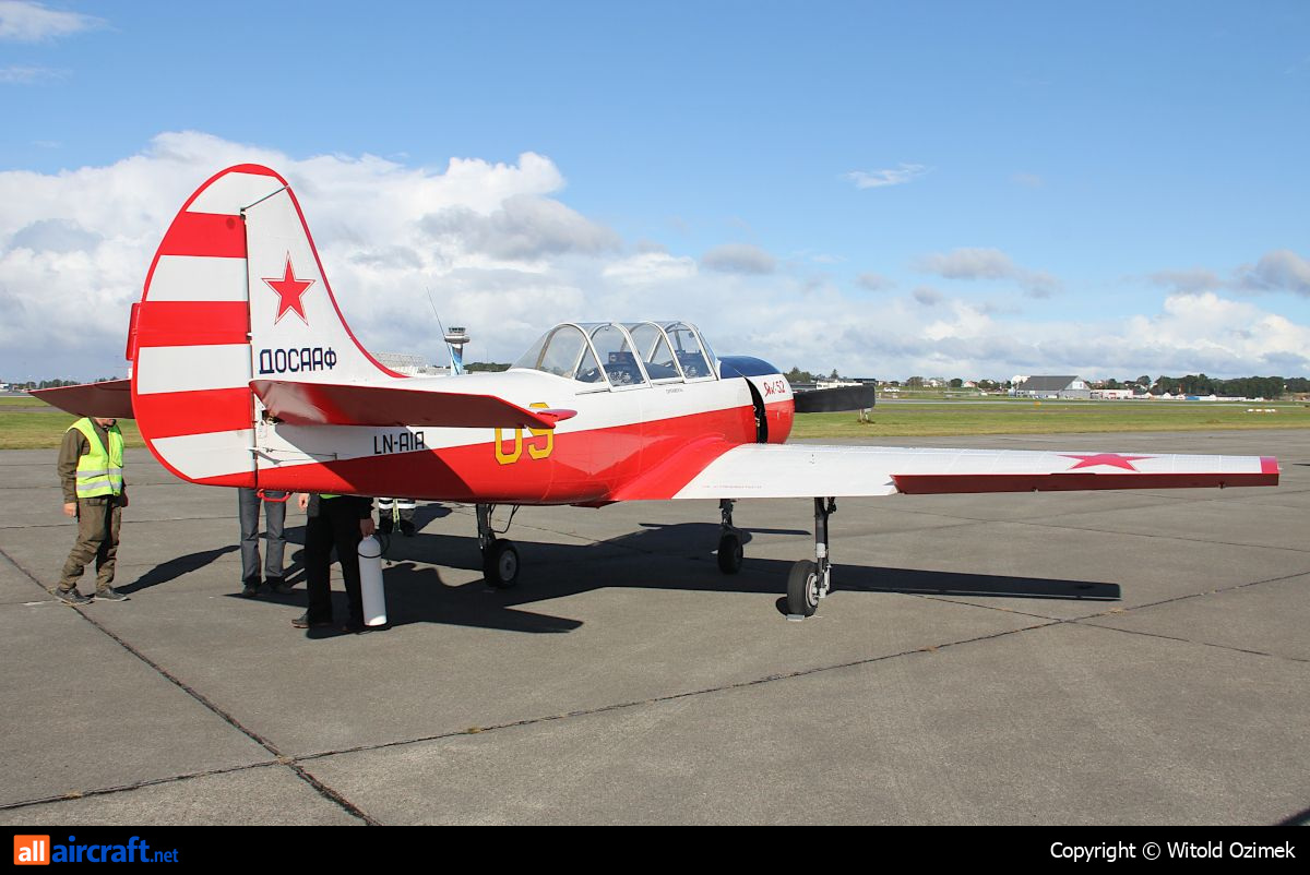 LN-AIA · Yakovlev Yak-52 · (SVG / ENZV)