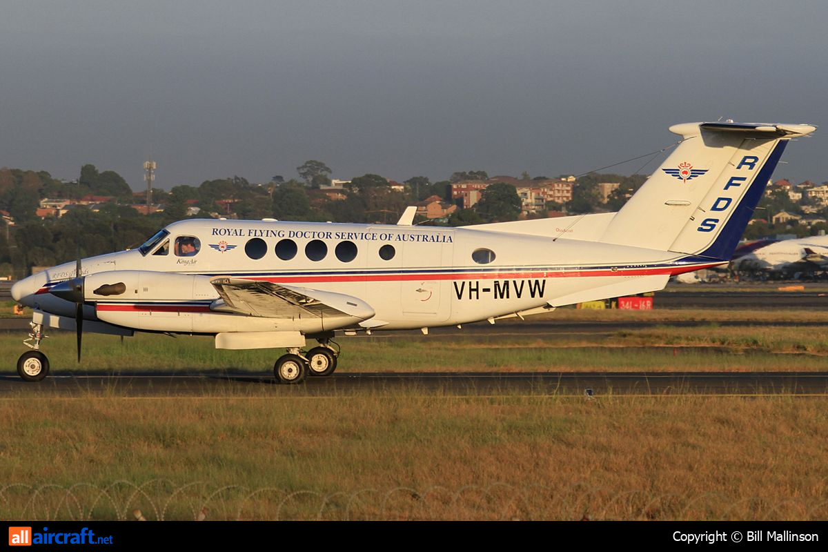 VH-MVW · Beechcraft B200 King Air · (SYD / YSSY)