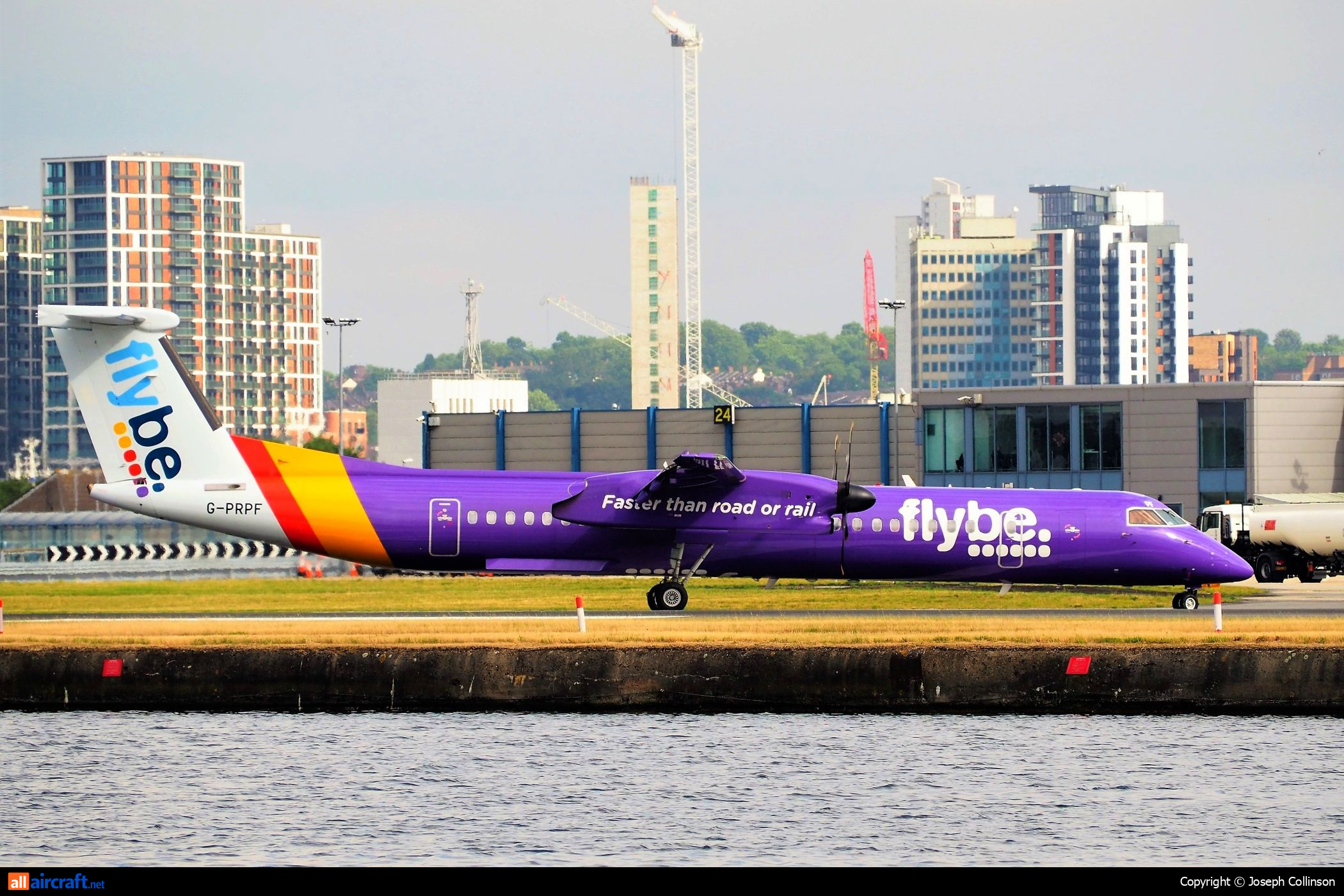 G-PRPK · Bombardier Dash 8-Q402 · (LCY / EGLC)