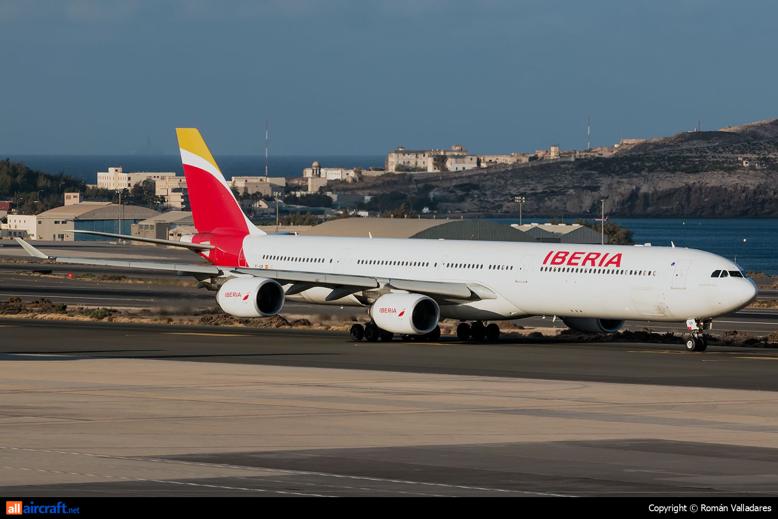 EC-IQR · Airbus A340-642 · (LPA / GCLP)