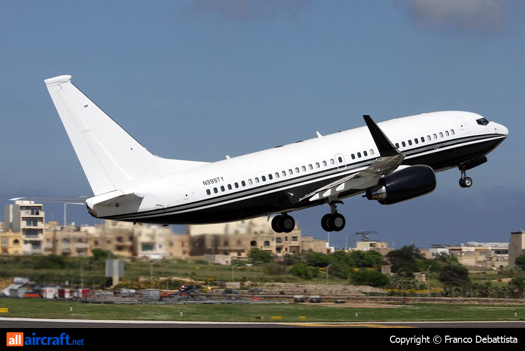 N999TY · Boeing 737-7JR(WL) BBJ · (MLA / LMML)