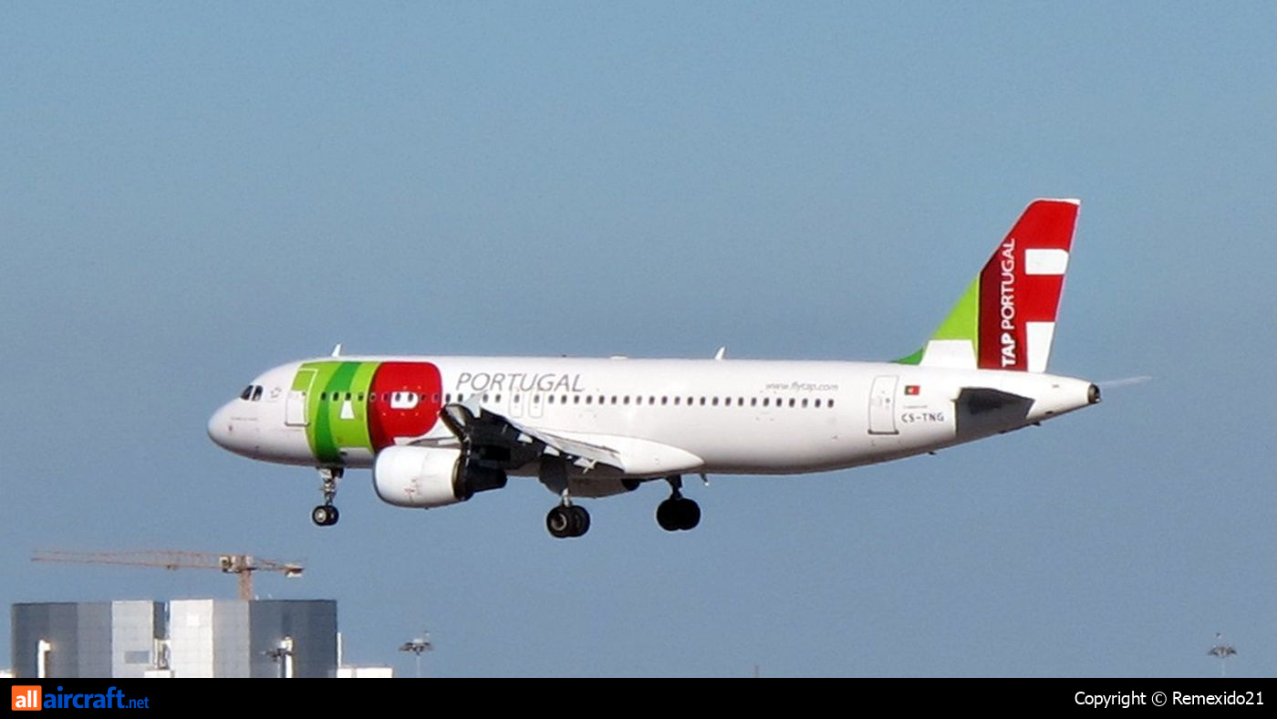 CS-TNG · Airbus A320-214 · (LIS / LPPT)