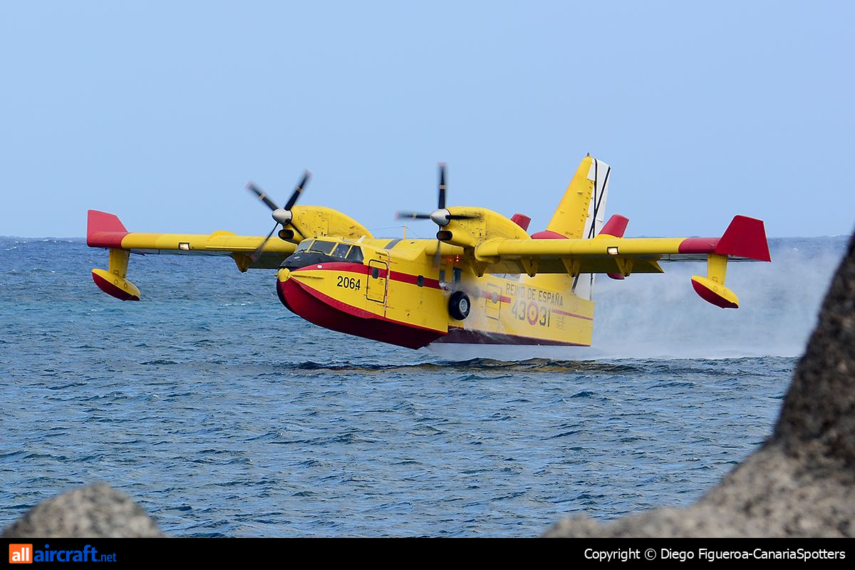 UD.14-01 · Canadair CL-415 6B11 · -