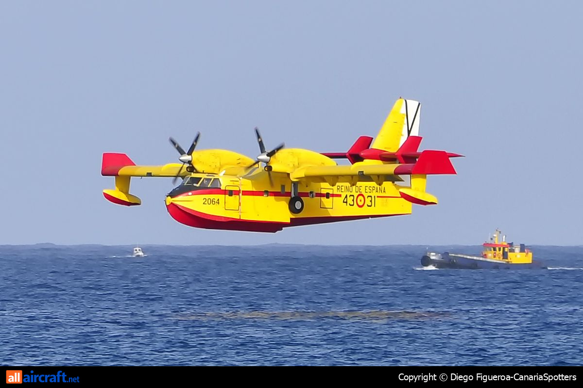 UD.14-01 · Canadair CL-415 6B11 · (LPA / GCLP)