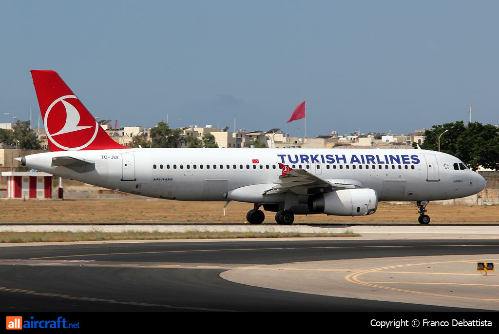 TC-JUI · Airbus A320-232 · (MLA / LMML)