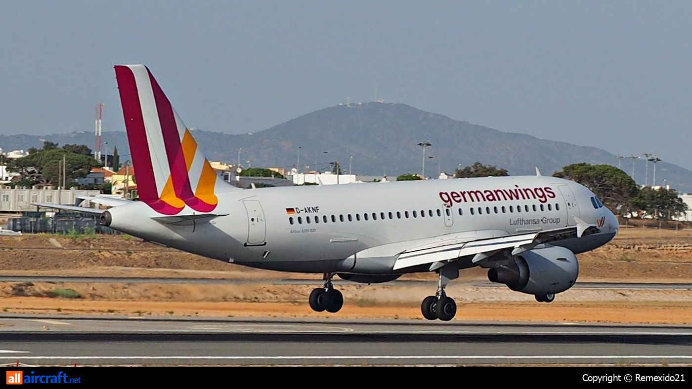 D-AKNF · Airbus A319-112 · (FAO / LPFR)