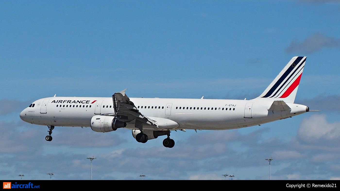 F-GTAJ · Airbus A321-212 · (LIS / LPPT)