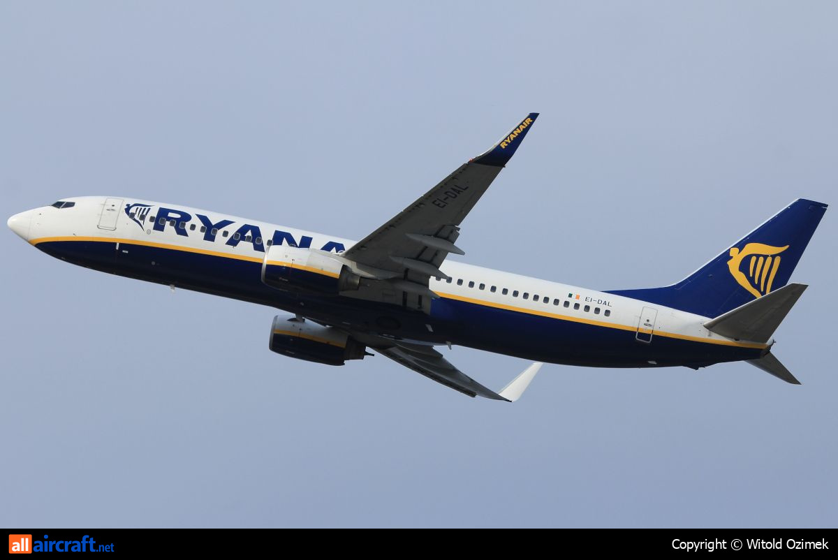 EI-DAL · Boeing 737-8AS(WL) · (RZE / EPRZ)