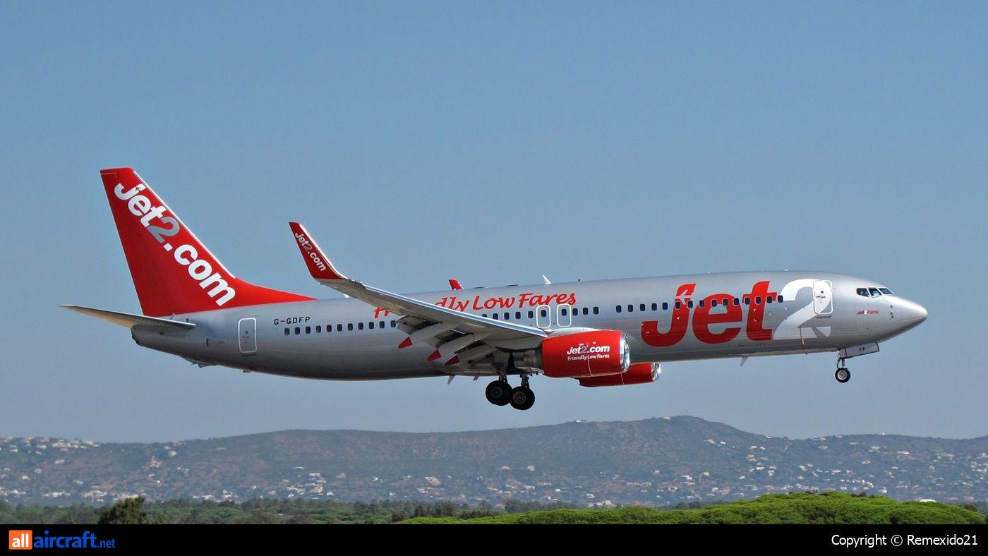 G-GDFP · Boeing 737-8Z9(WL) · (FAO / LPFR)