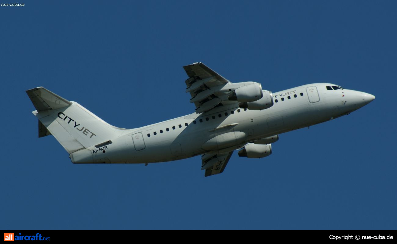 EI-RJR · British Aerospace Avro RJ85 · (ORY / LFPO)