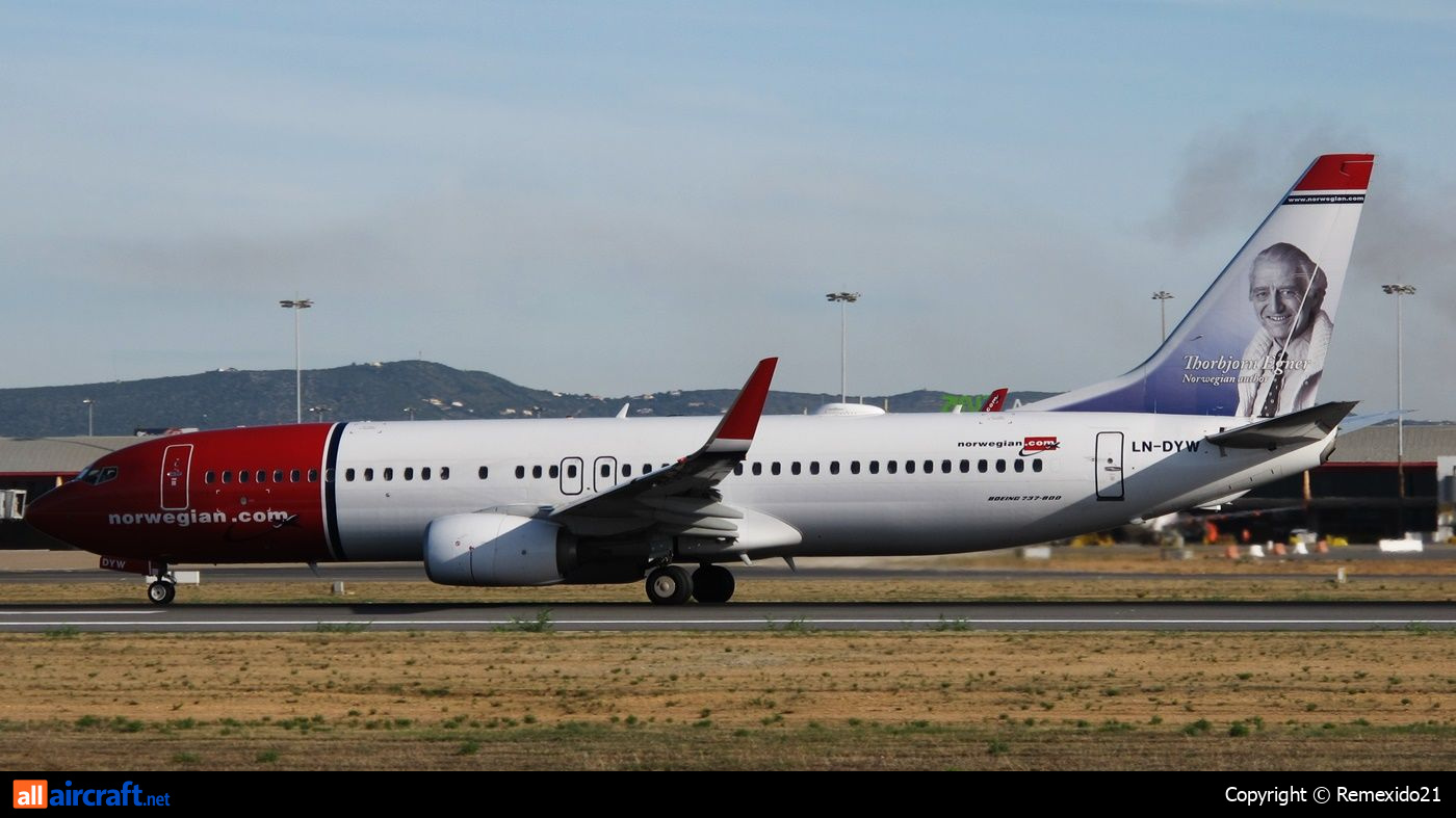 LN-DYW · Boeing 737-8JP(WL) · (FAO / LPFR)