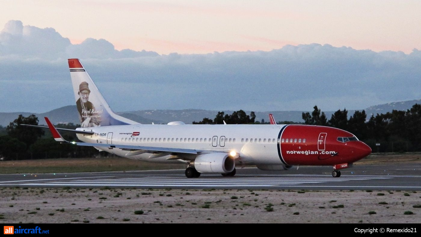 LN-NOR · Boeing 737-81D(WL) · (FAO / LPFR)